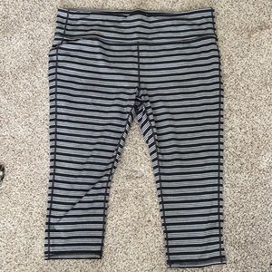 Black and grey stripped leggings